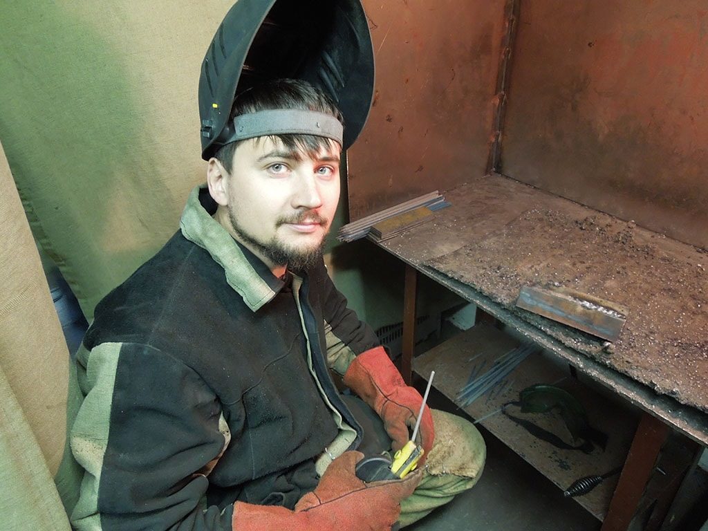 сварщик еманаков