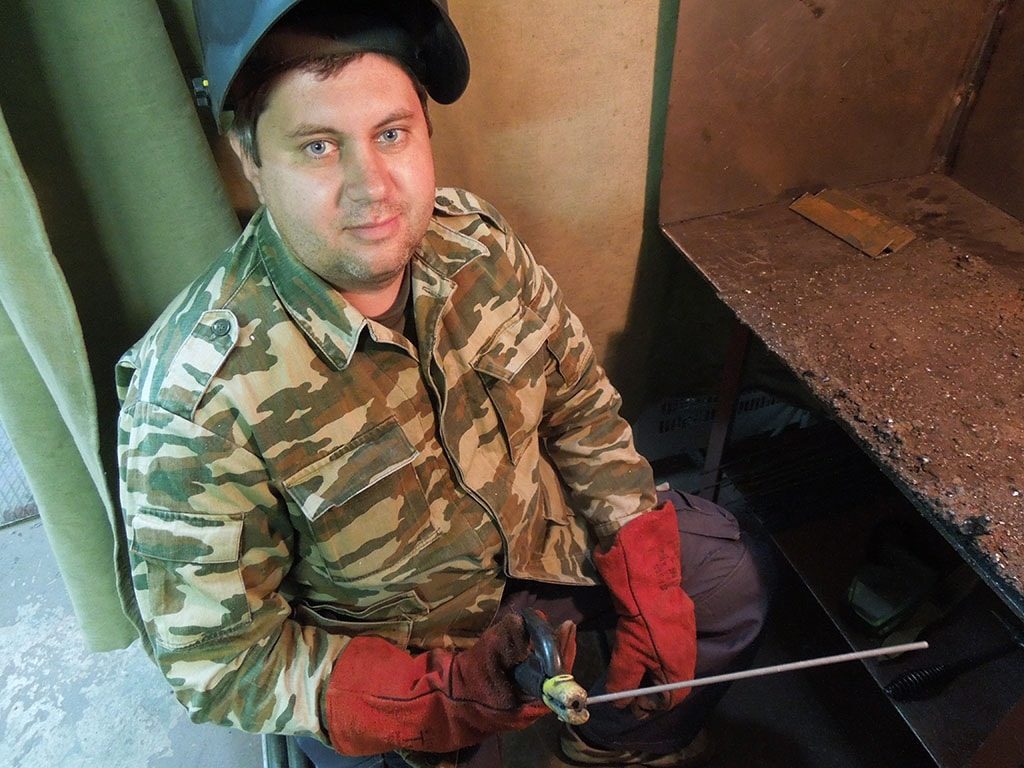 сварщик токарев