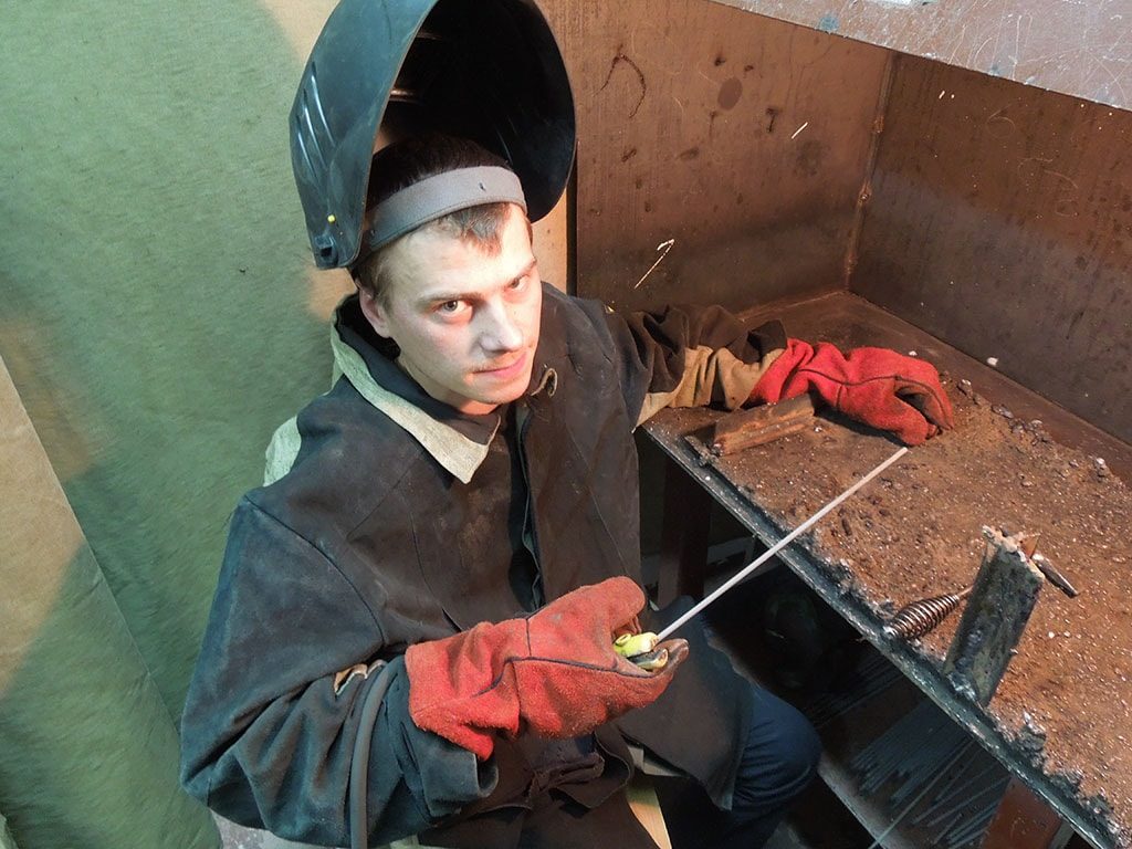 сварщик губачев